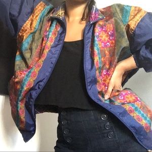 VINTAGE Early 90s Windbreaker Jacket